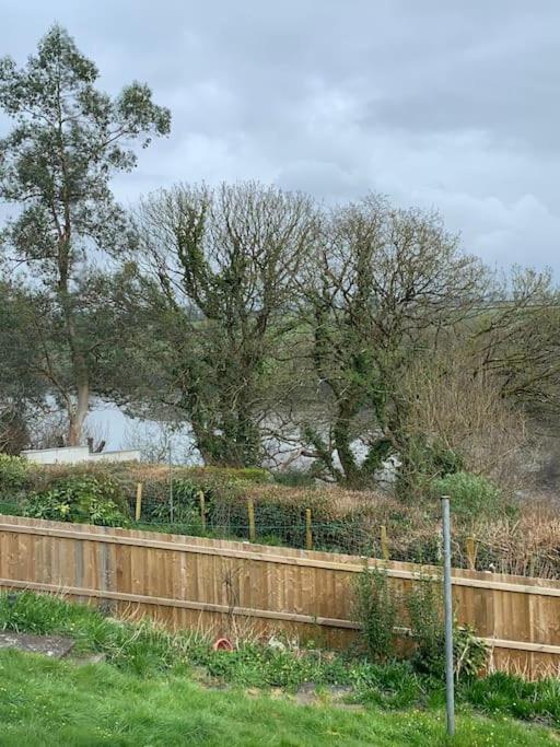 Bryndegwel In Saint Dogmaels, Cardigan- River Views, Free Parking Exteriör bild